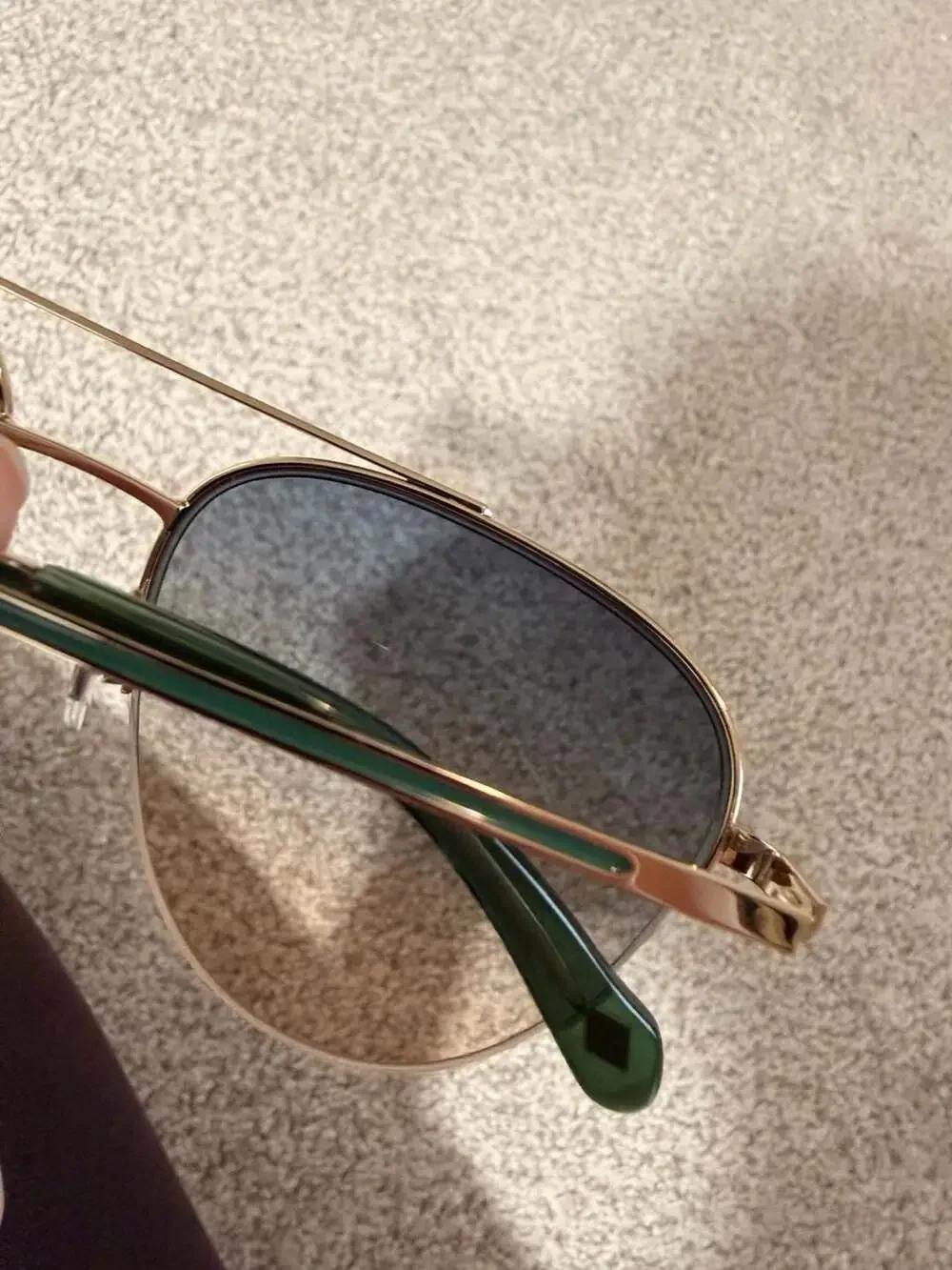 Fossil Aviator Sunglasses Green & Gold with Hard Case